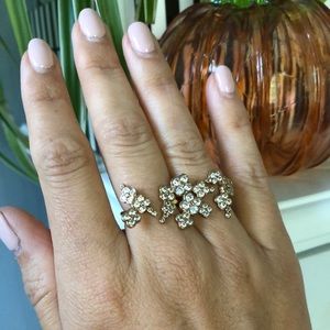 Henri Bendel daisy rings
